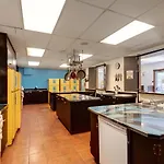 Hi Kelowna Hostel