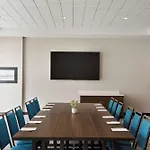 Hampton Inn & Suites Kelowna, British Columbia, Canada