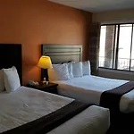 North Pointe Inn And Suites