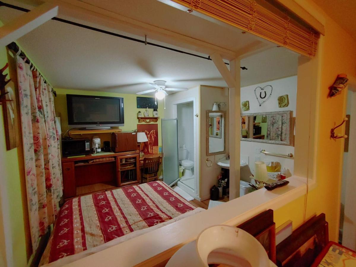 Bed & Breakfast Beds By The Bridge Kelowna
