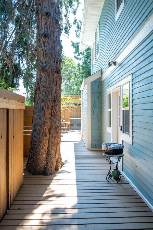 - Chatham House 4* Kelowna