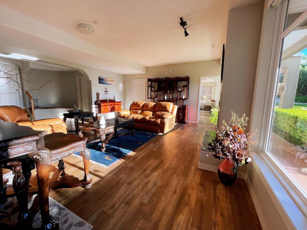 Spacious And Quiet Garden View Kelowna