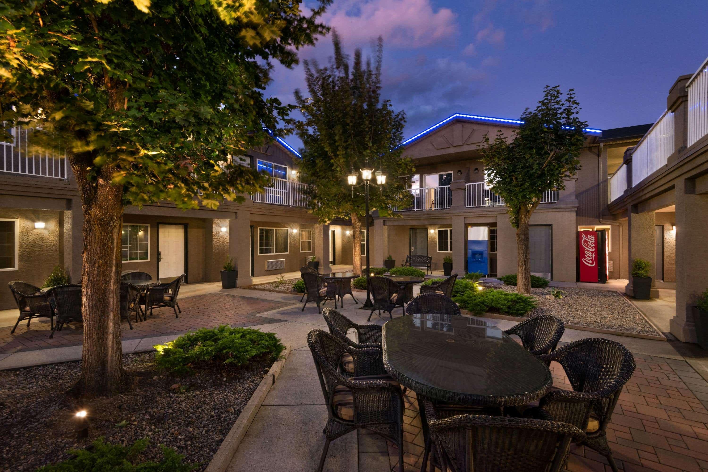Days By Wyndham Hotel
