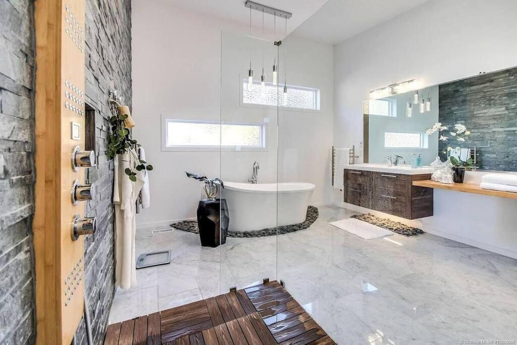Holiday home The Infiniti Kelowna