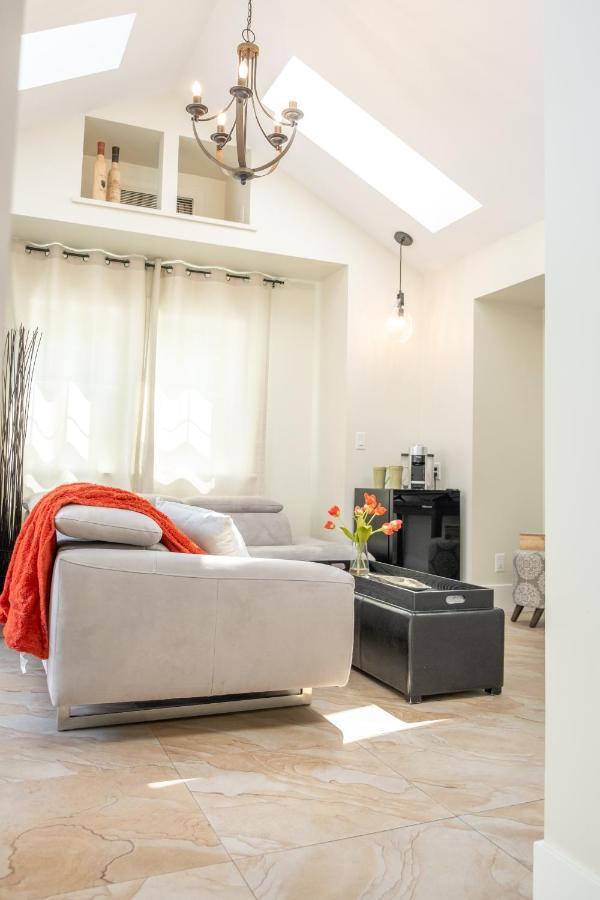 - Chatham House 4* Kelowna