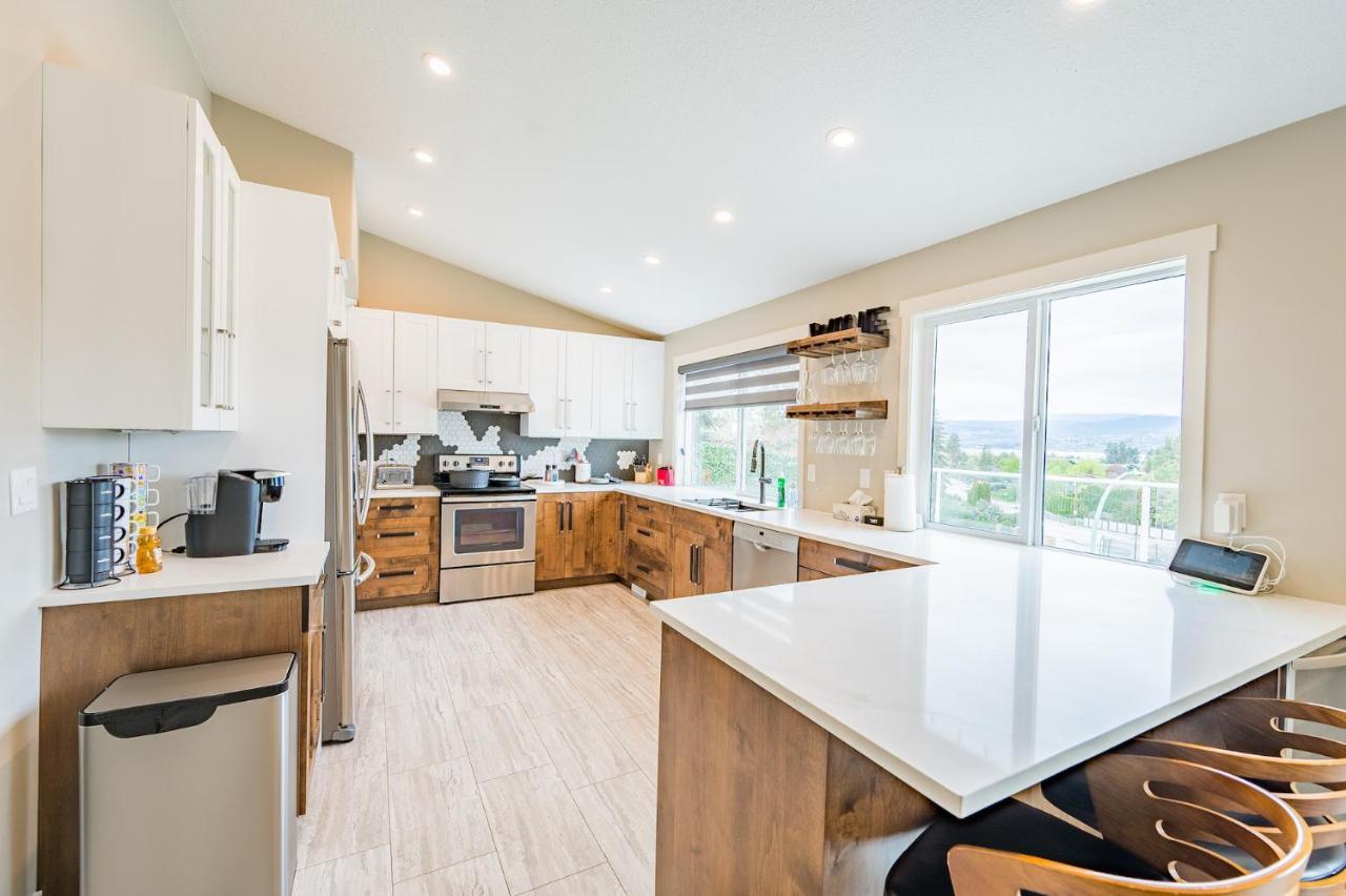Holiday home Cozy 5bd House In North Mission Crawford Kelowna