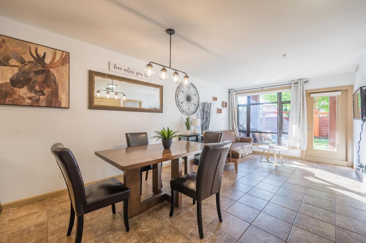 Style Living With Private Lawn And Patio * Kelowna