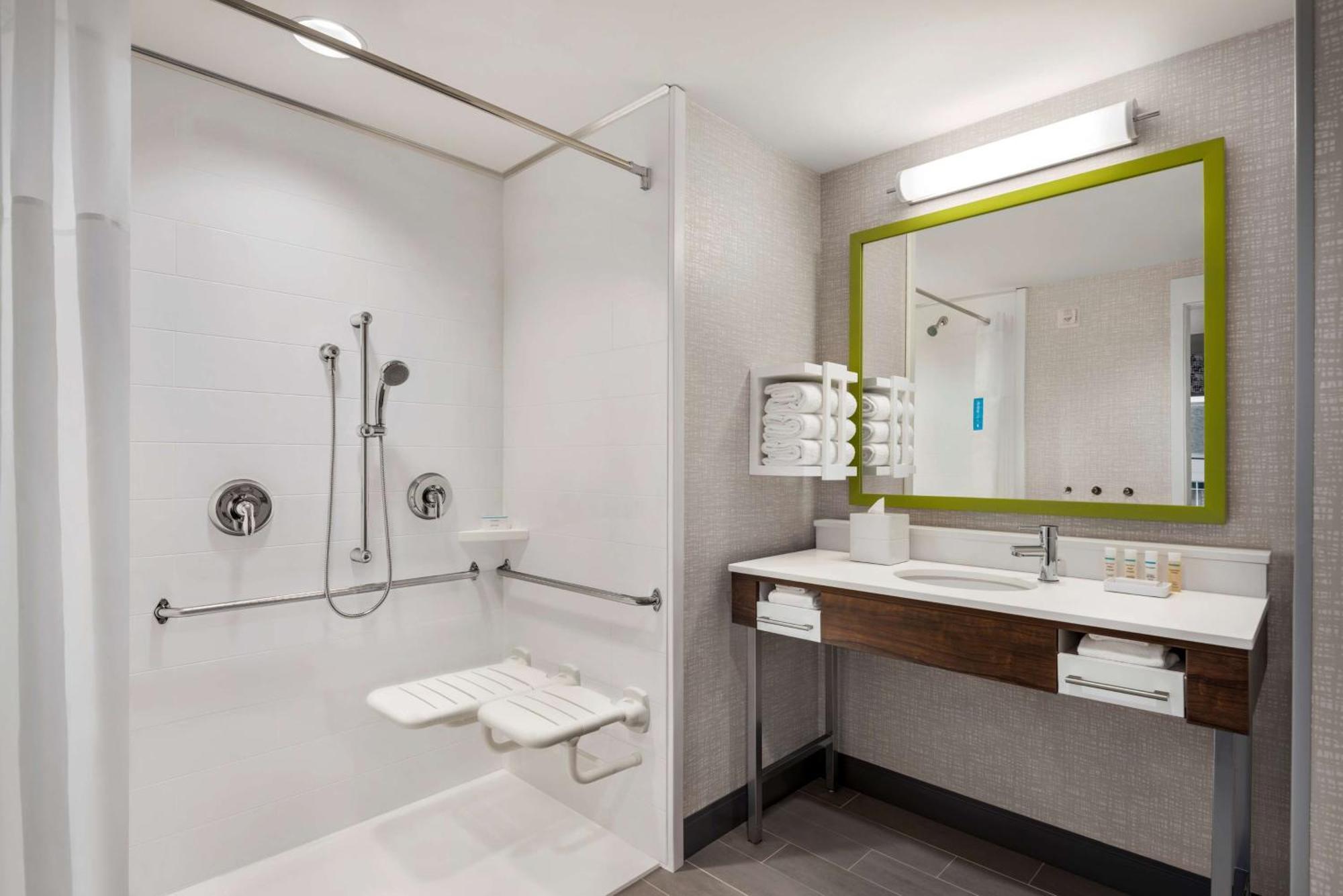 Hotel Hampton & Kelowna, British Columbia, Canada 3*