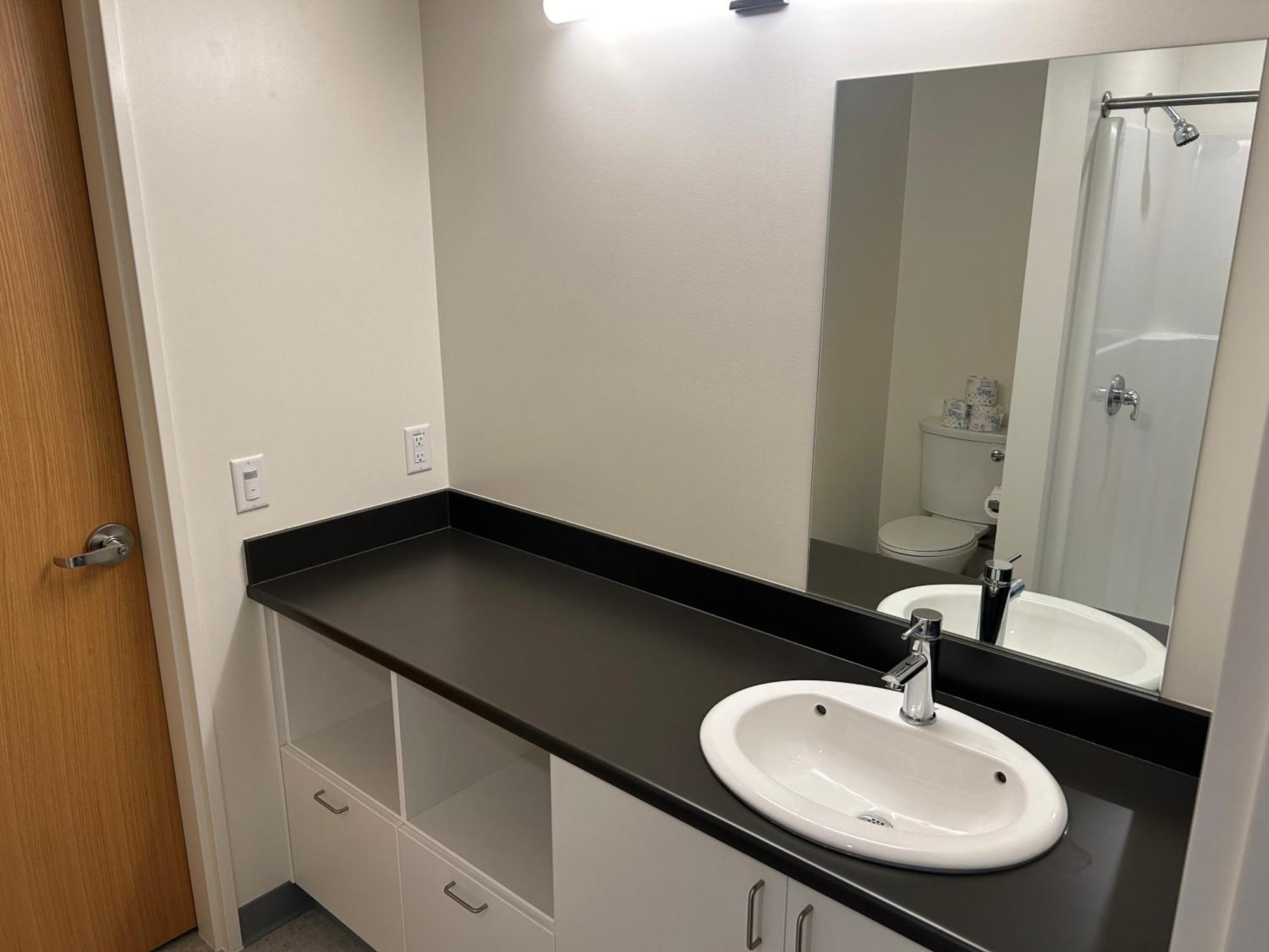 Ubc Okanagan Campus Hostel *