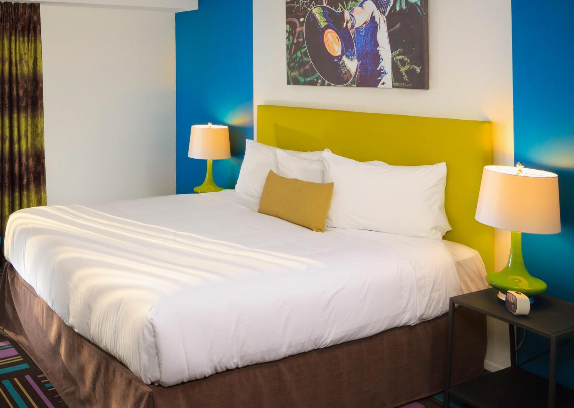 Motel Hotel Zed Kelowna 3*