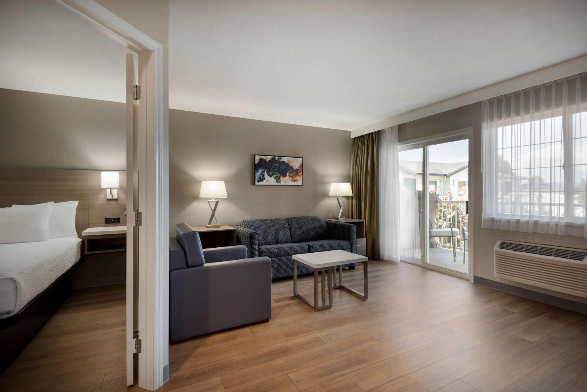 Days By Wyndham Hotel