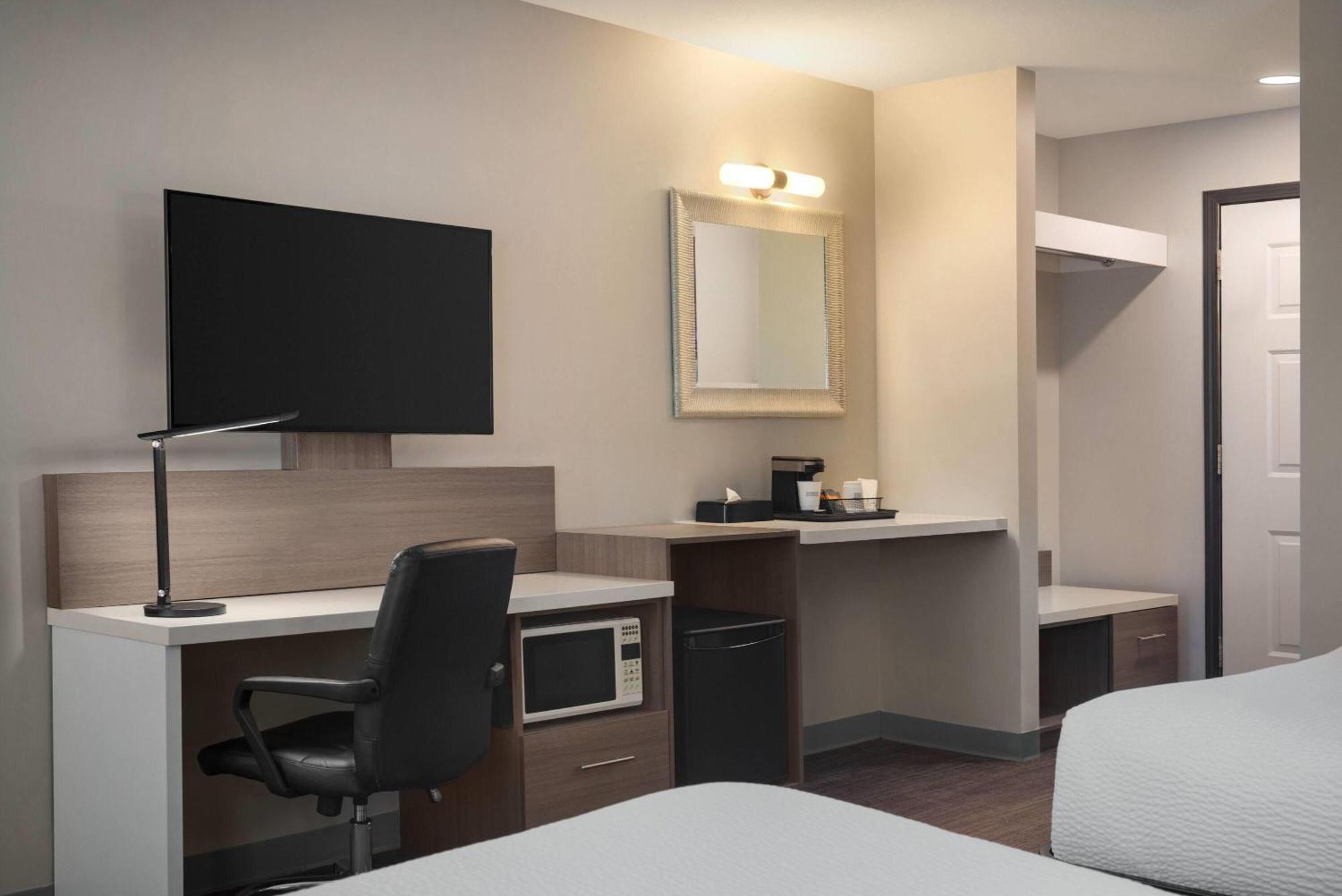 Days By Wyndham Hotel 3*