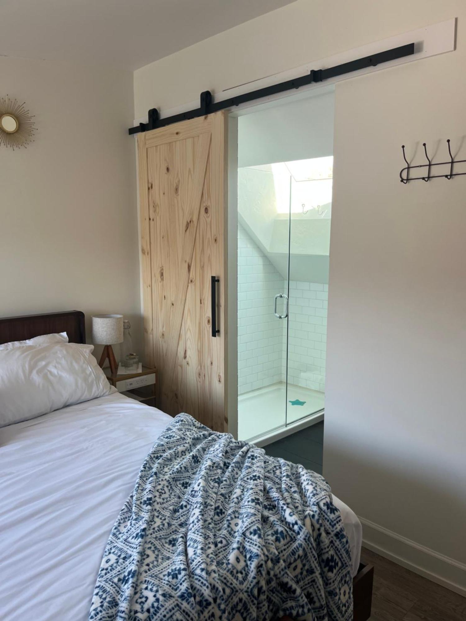 Hikari-okanagan Sunshine Bed & Breakfast *