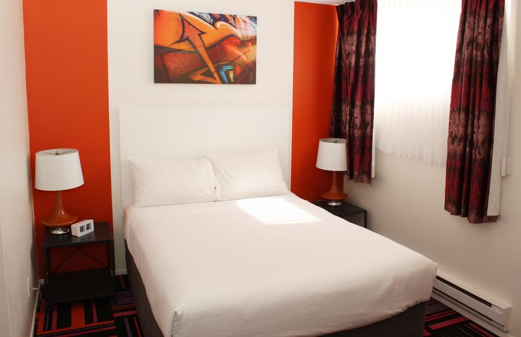 Motel Hotel Zed Kelowna 3*