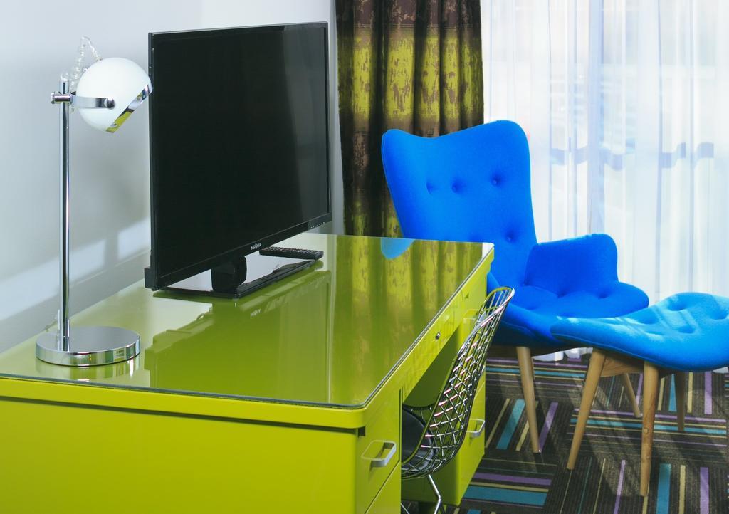 Motel Hotel Zed Kelowna 3*