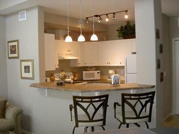 Discovery Bay Resort By Kelowna Resort Acc. - 80+ Suites Available Kelowna