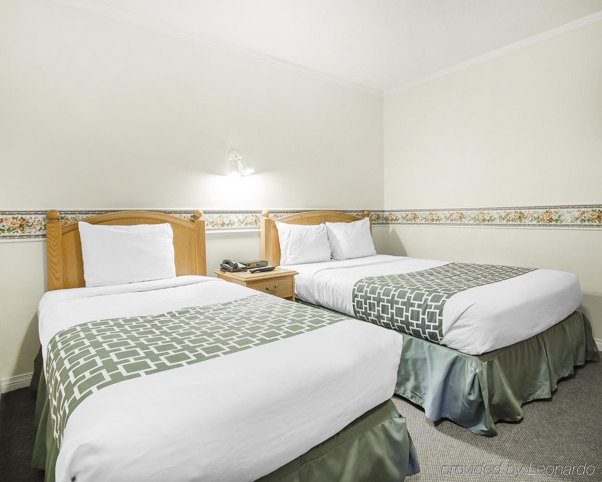 Econolodge - 2*