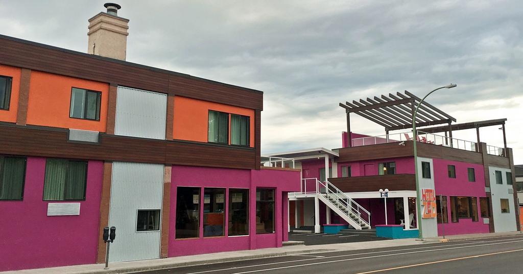 Motel Hotel Zed Kelowna 3*