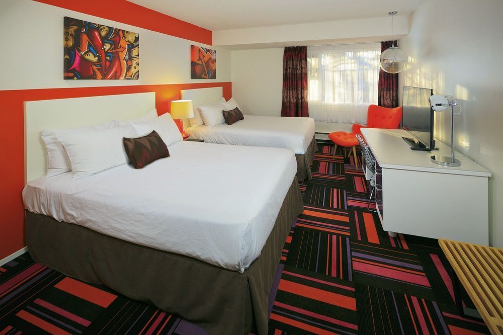 Hotel Zed Kelowna Motel