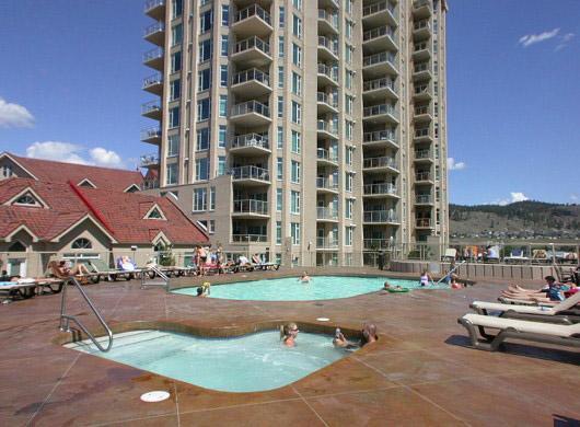 Downtown Waterfront Oasis Newly Renovated 2bed 2bath *