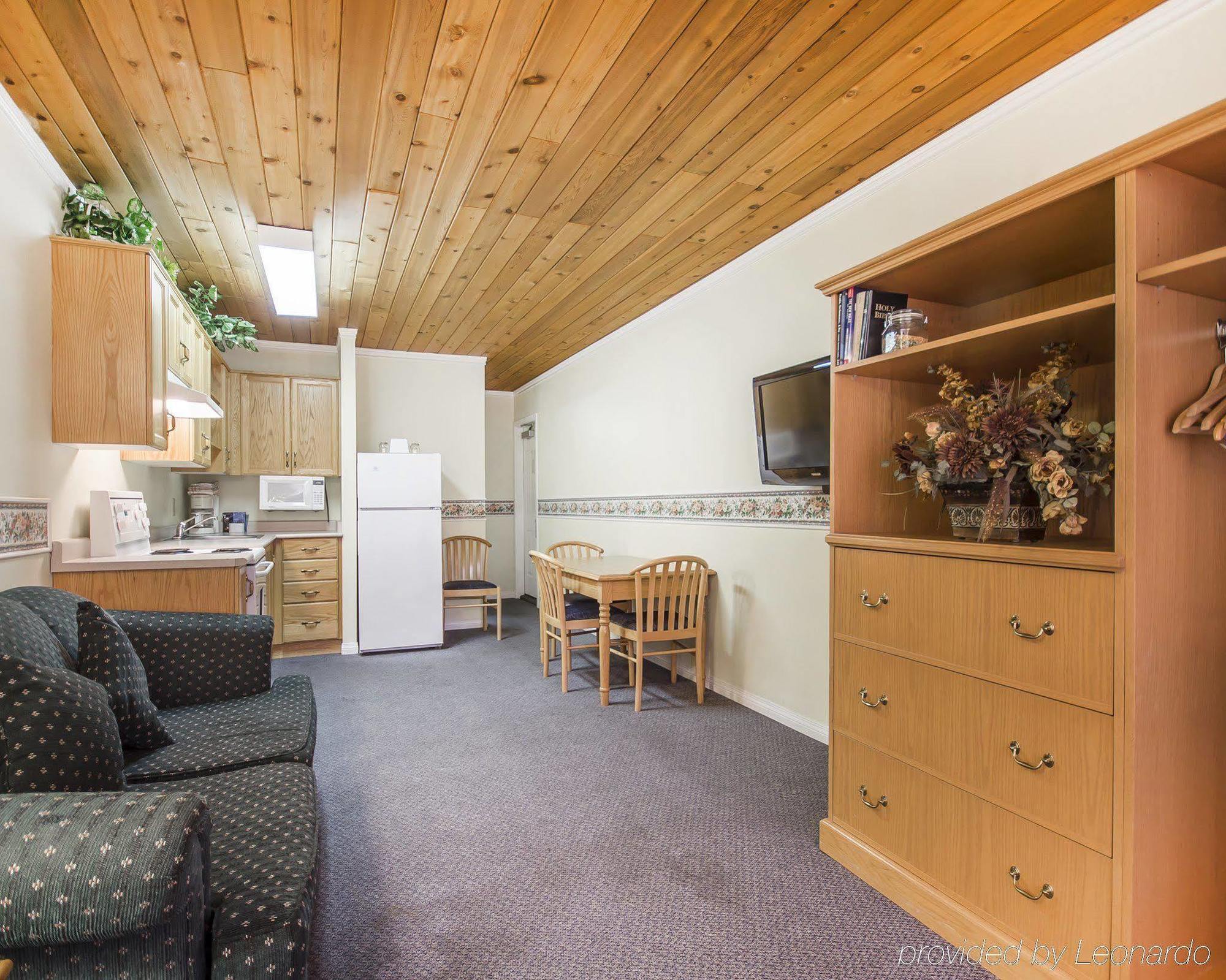 Motel Econolodge - Kelowna