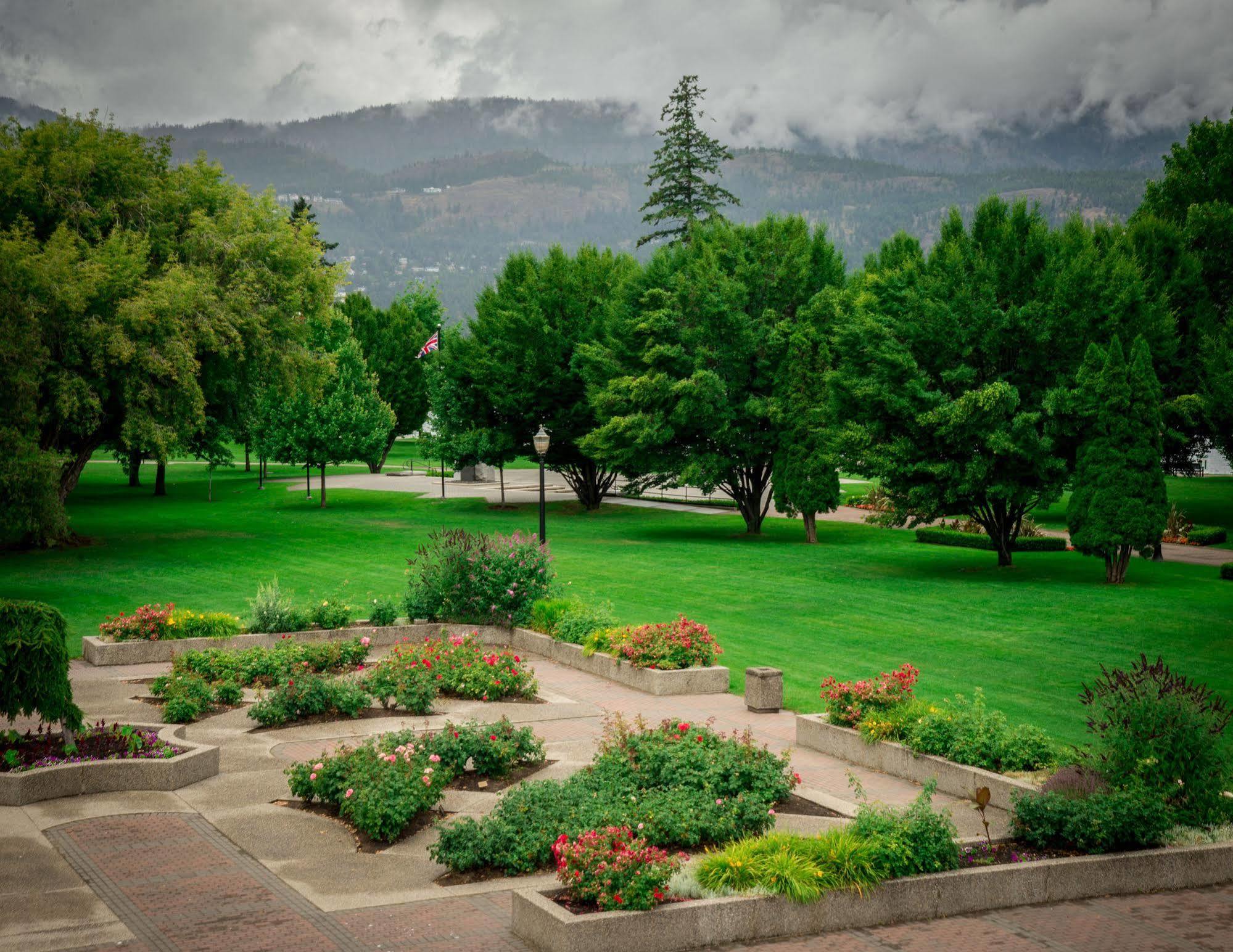 Hotel Zed Kelowna Motel 3*