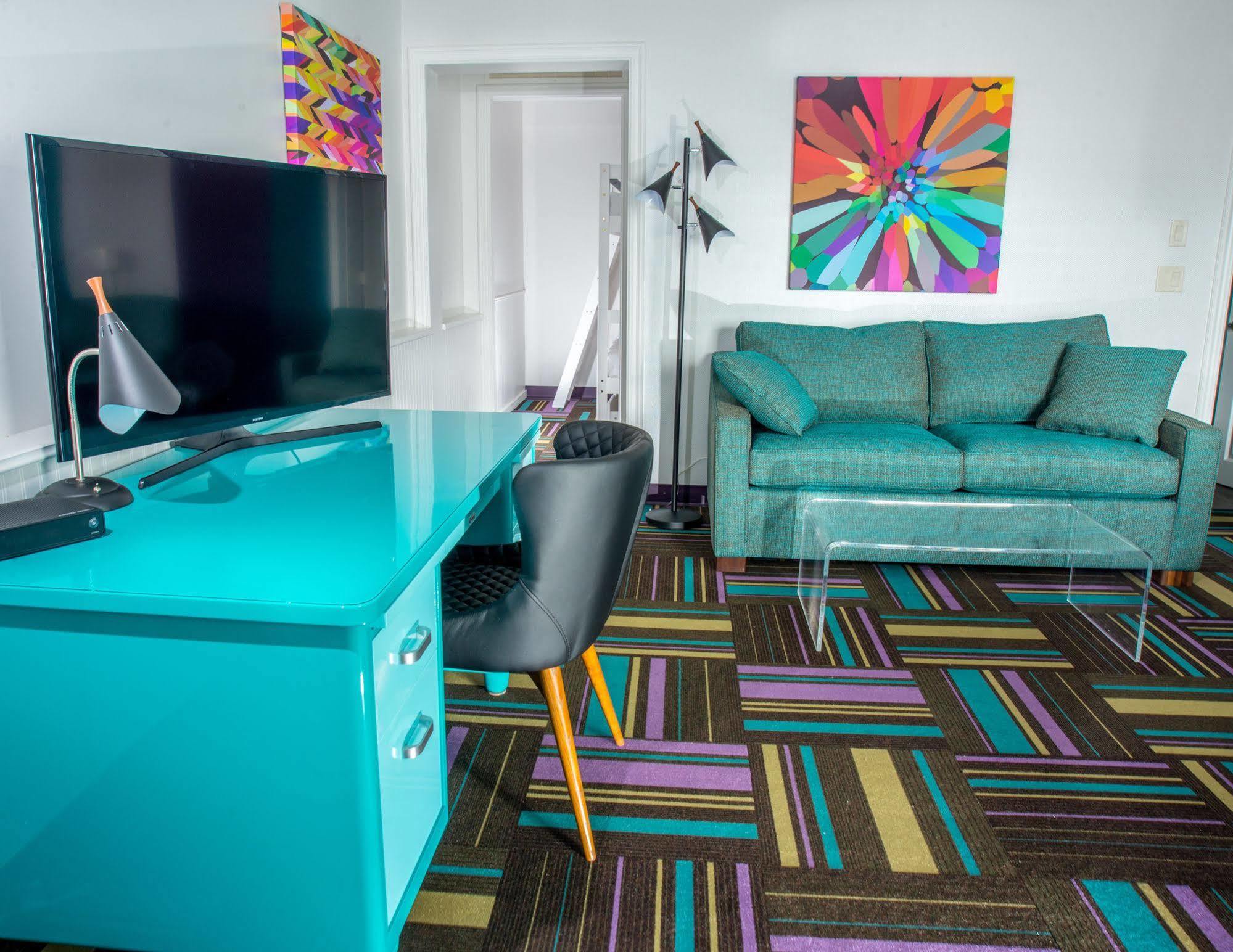 Hotel Zed Kelowna Motel 3*