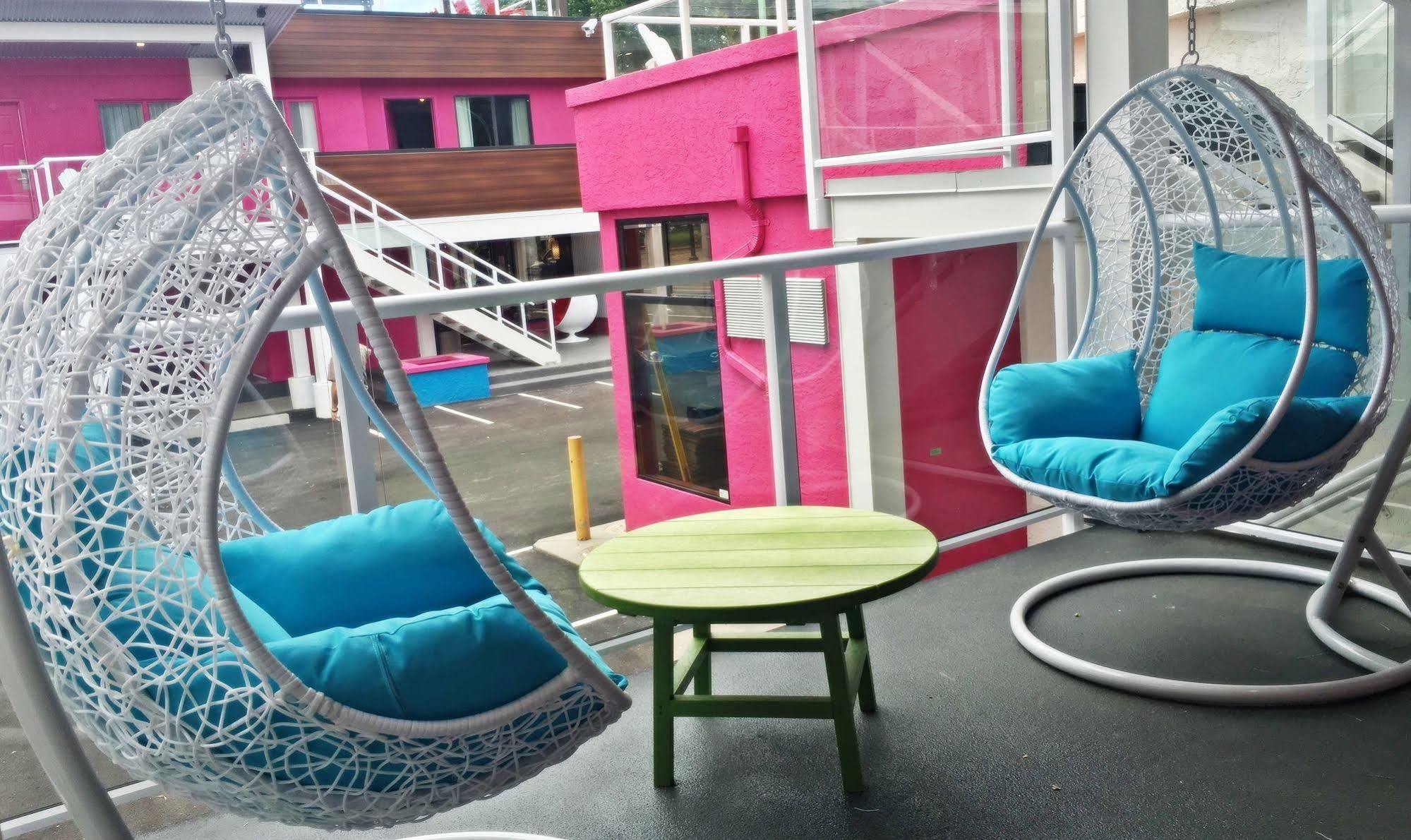 Hotel Zed Kelowna 3* Kelowna