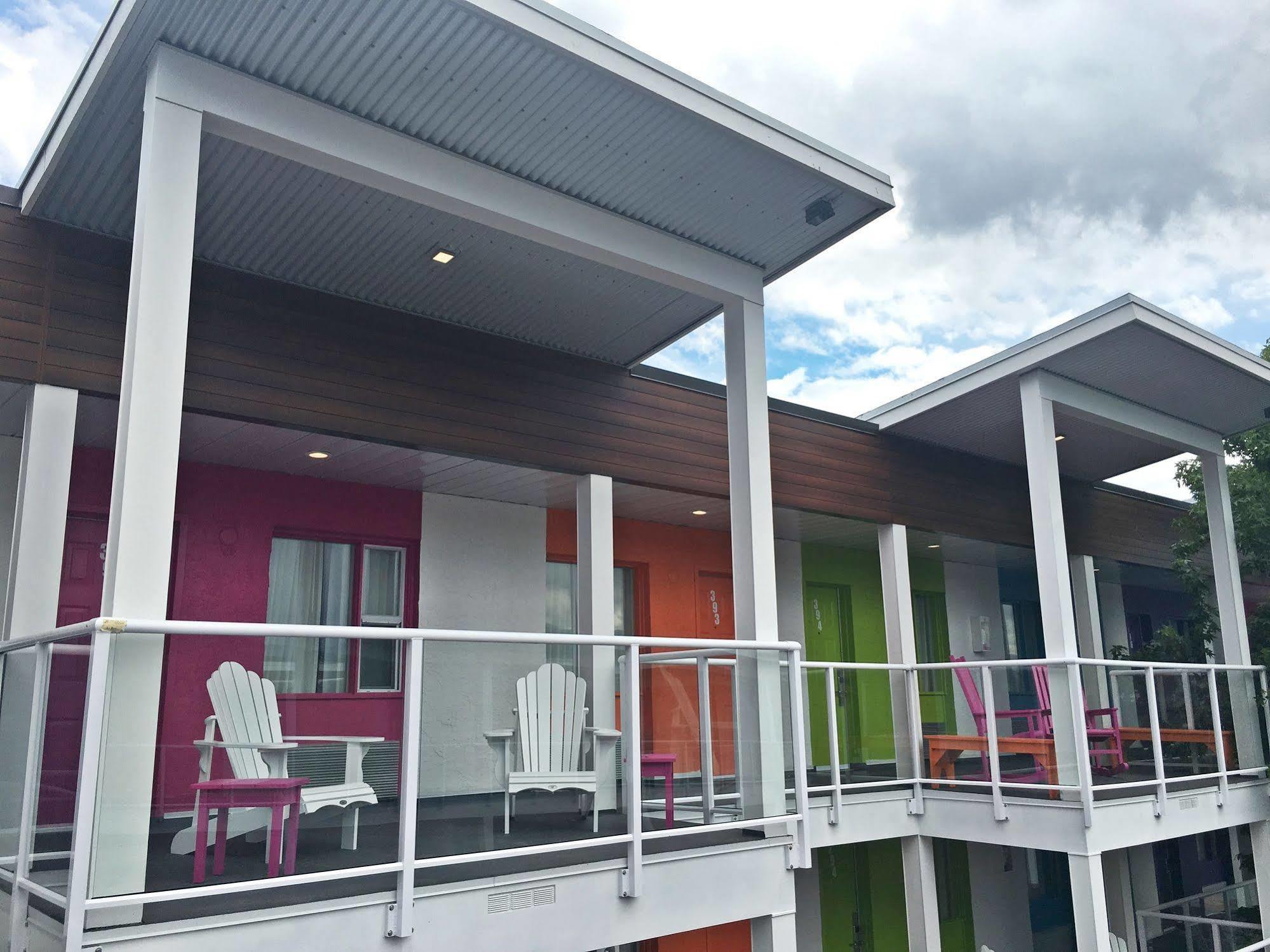Hotel Zed Kelowna Motel Kelowna