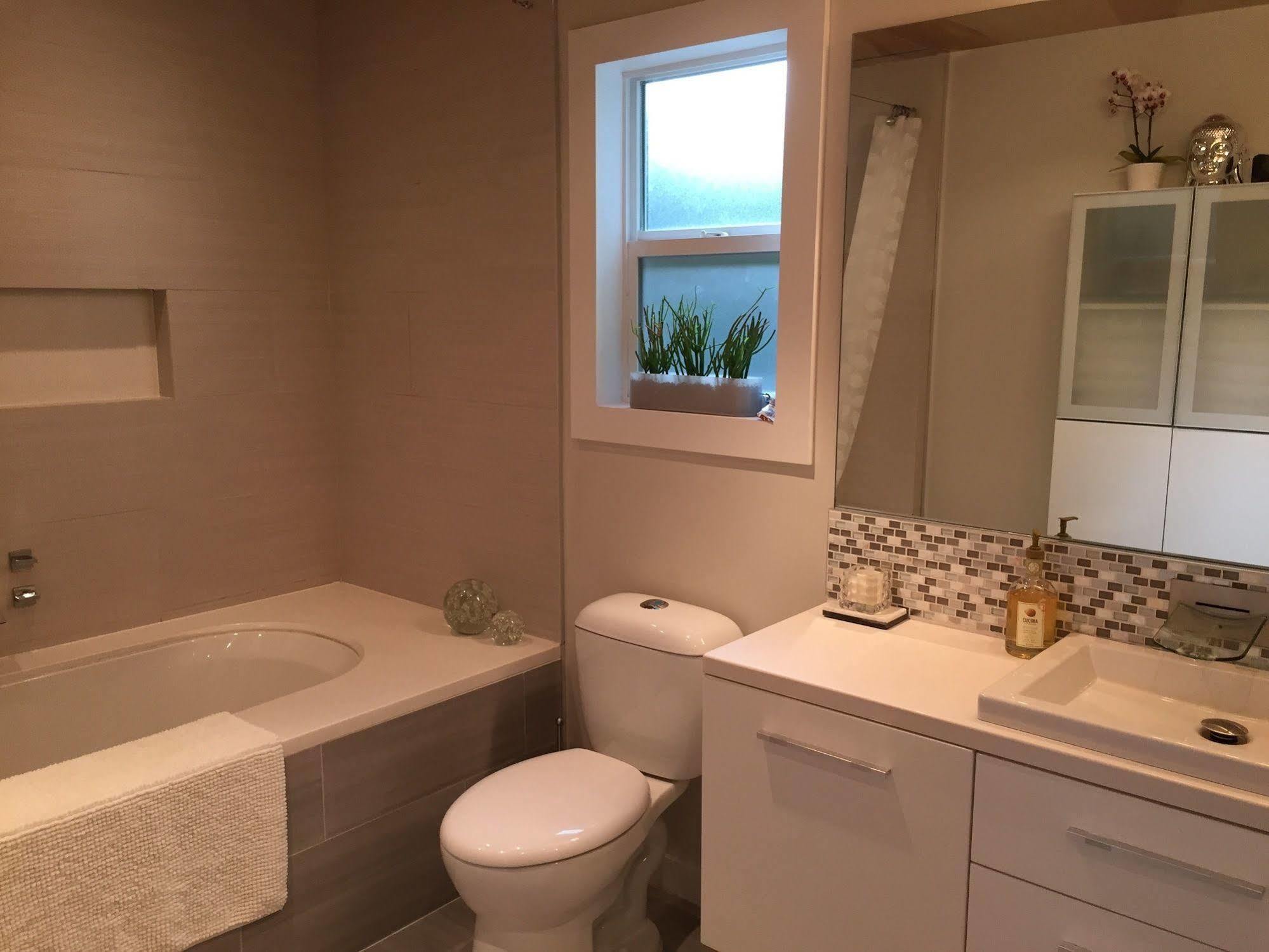 Serenity Bed & Breakfast Kelowna