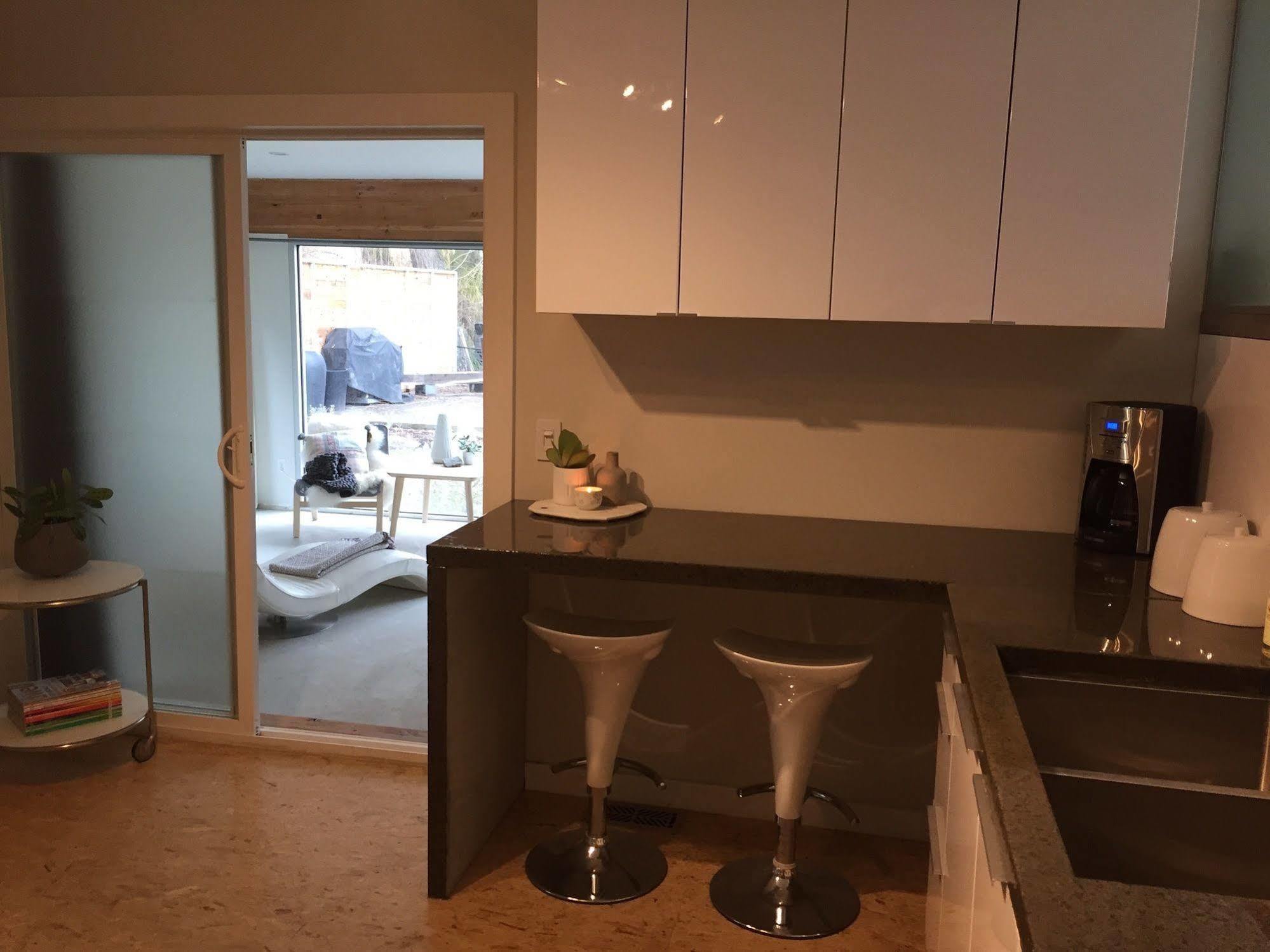 Serenity Bed & Breakfast 2*