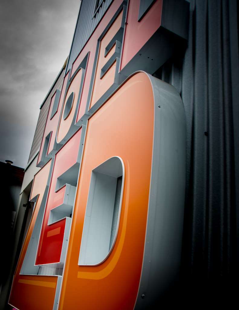 Hotel Zed Kelowna 3*