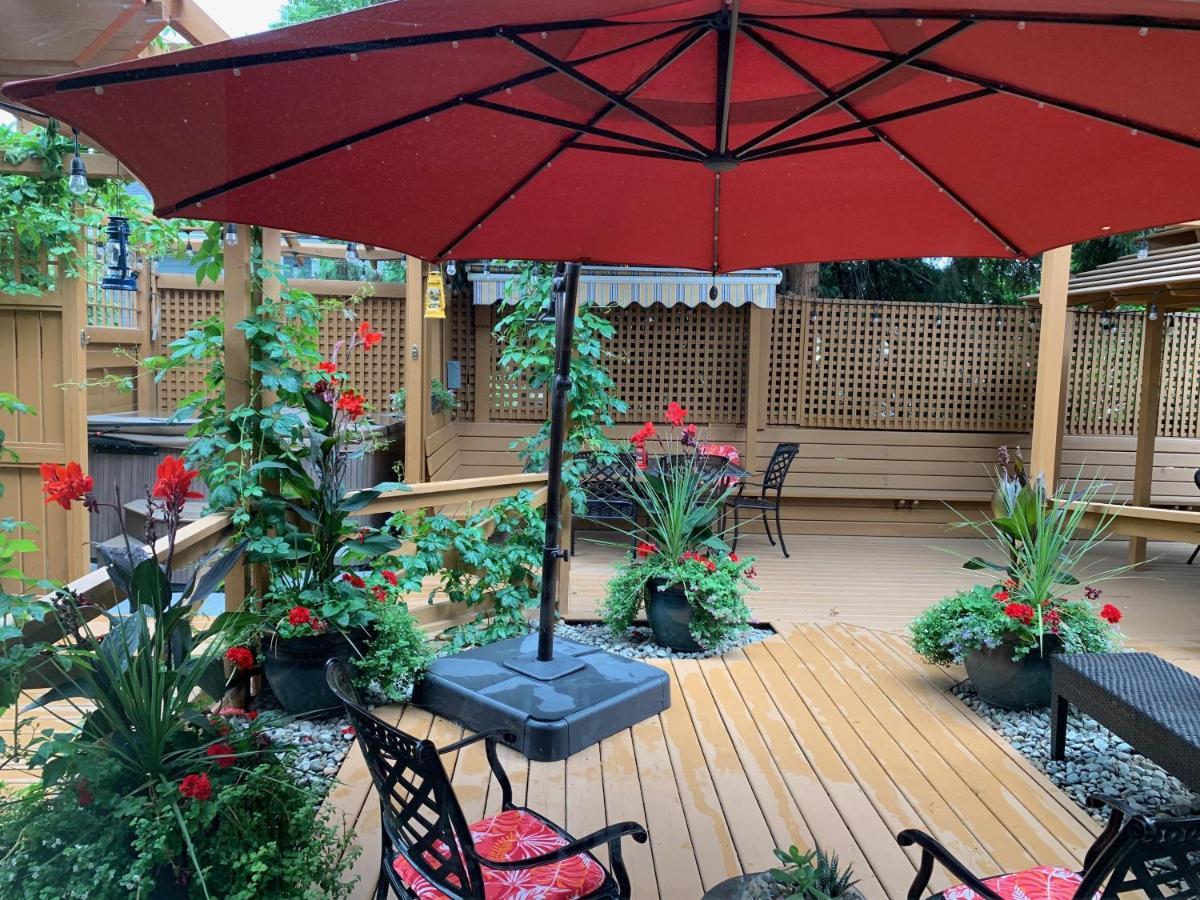 - Chatham House Bed & Breakfast Kelowna