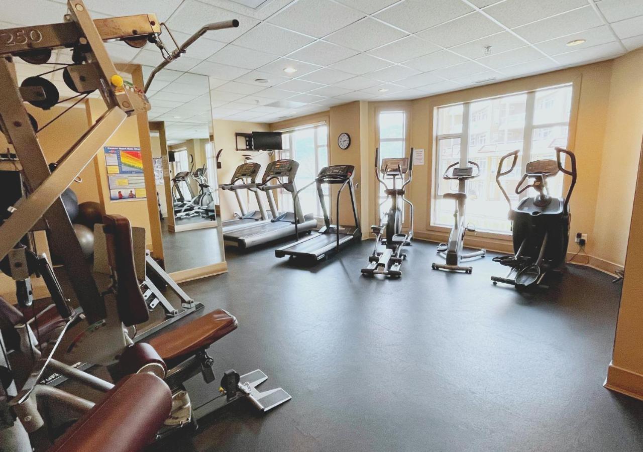 Downtown Waterfront Oasis Newly Renovated 2bed 2bath
