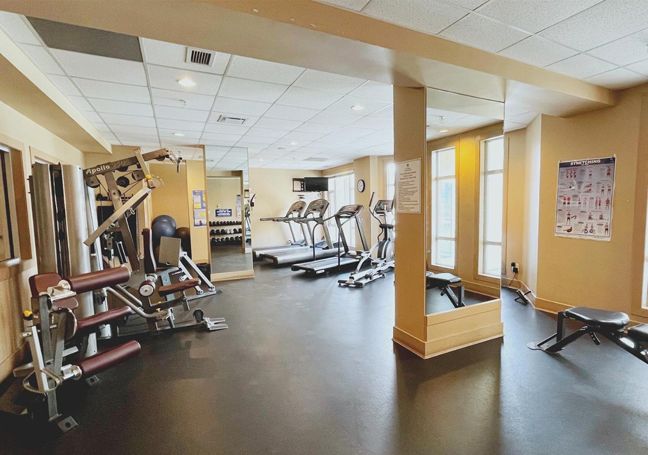 Downtown Waterfront Oasis Newly Renovated 2bed 2bath Apartment